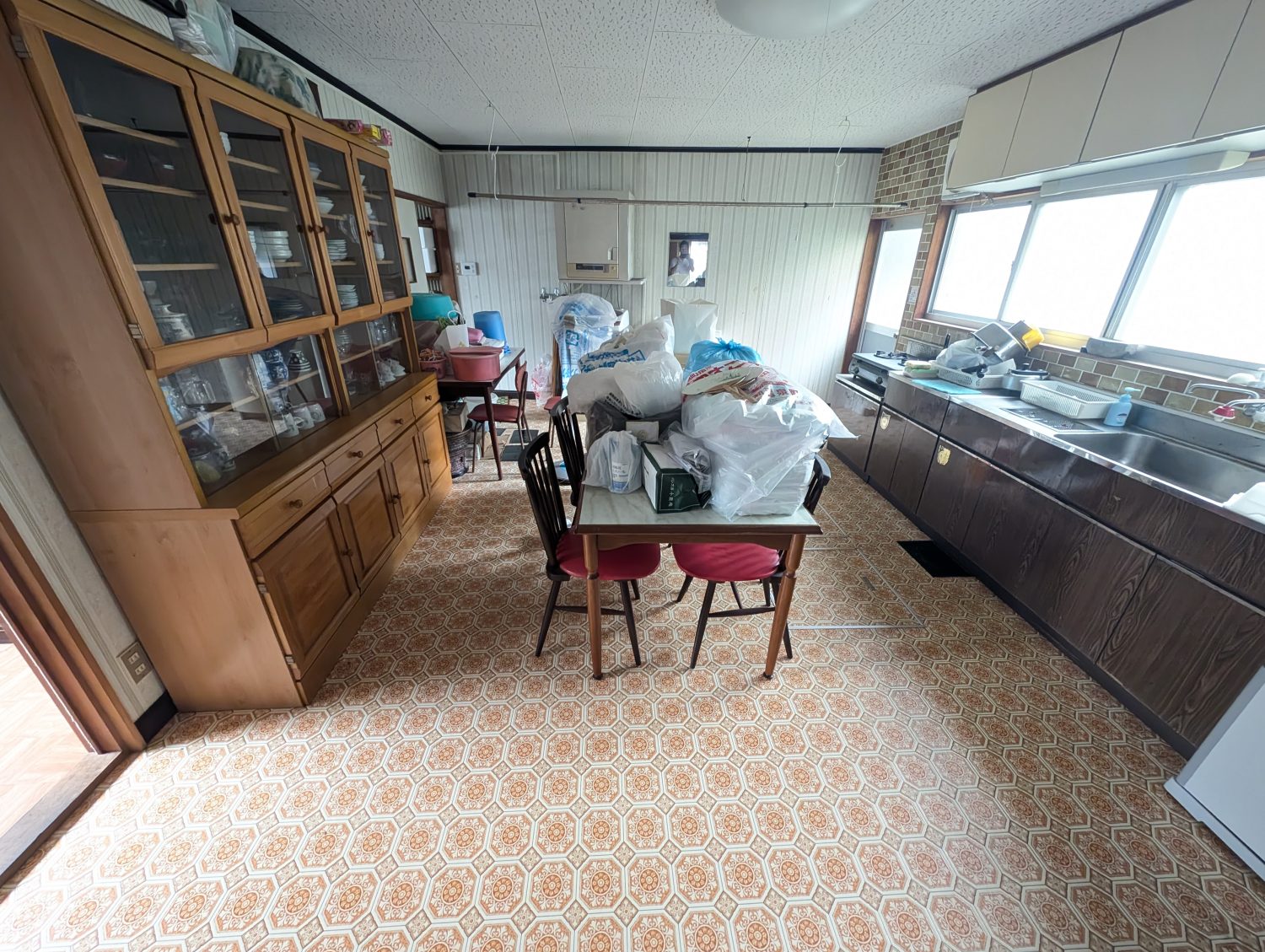 1970s wood house, 6-min walk to station, Hyogo