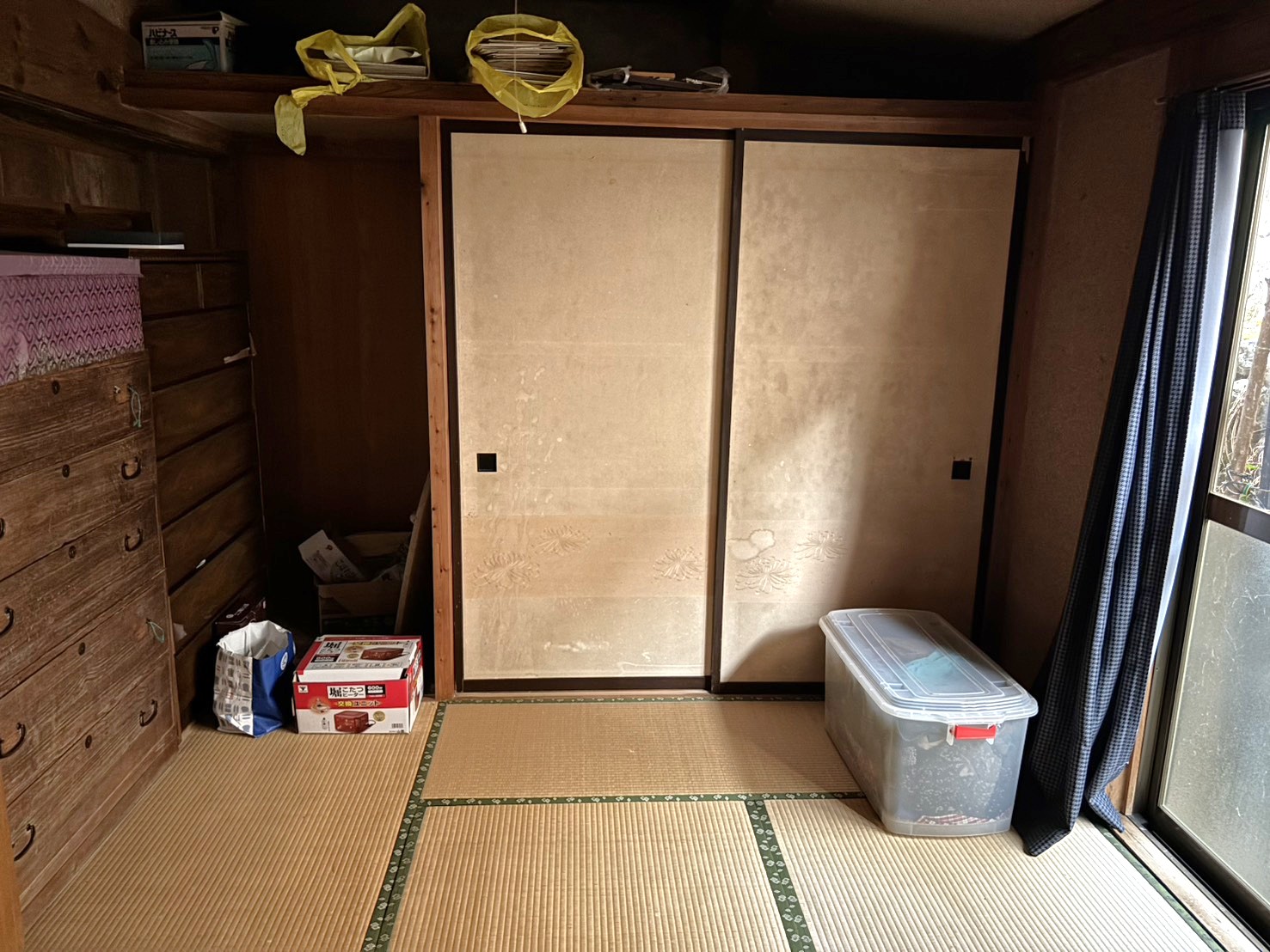1970s wood house on a large plot in Shizuoka