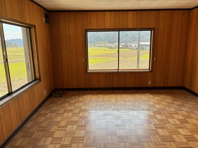 1970s wood house in Hyogo