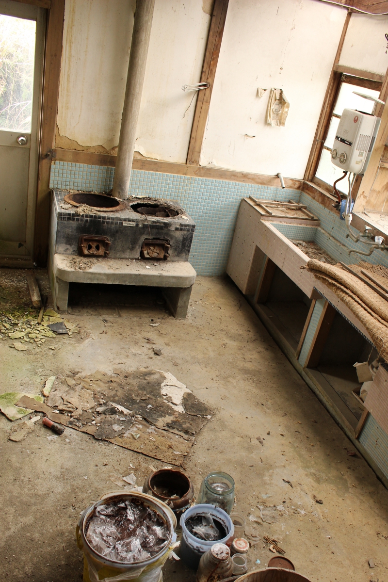 1860s wood house, 17-min walk to station, Ehime