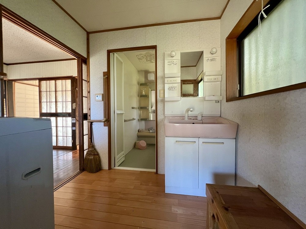 Wood house, 16-min walk to station, Togata, Ibusuki