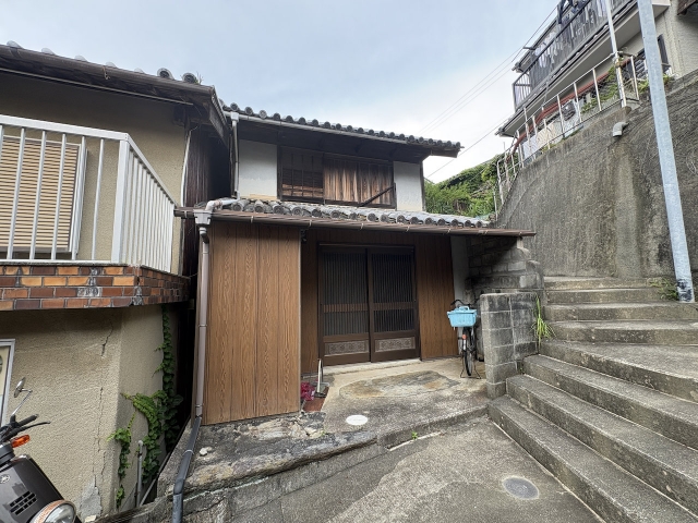 Wood house in Hyogo