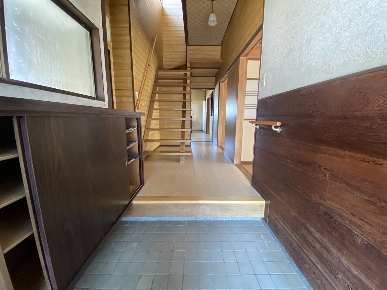 1970s wood house in Toyama