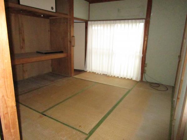 1980s wood house in Oita