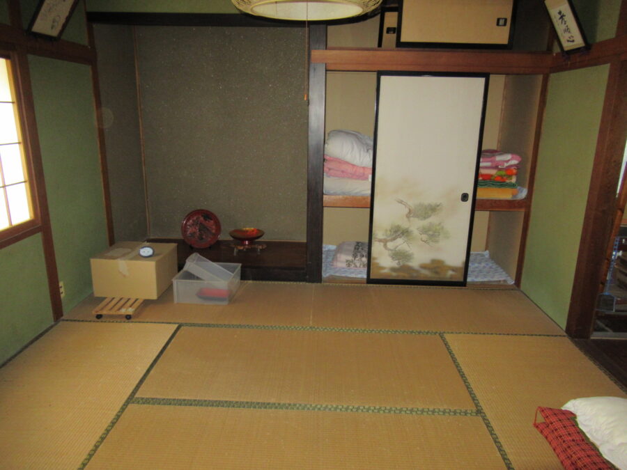 1980s wood house in Aomori