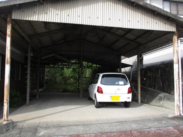 1900s wood house on a large plot in Okayama