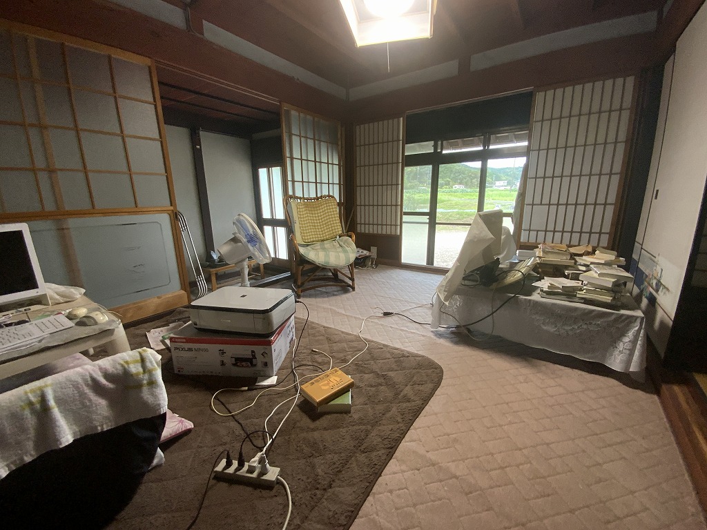 Wood house on a large plot in Yamaguchi