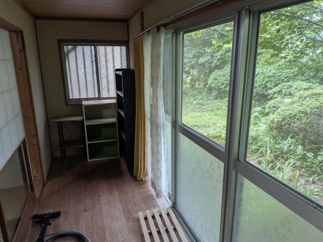 1970s wood house, 19-min walk to station, Nagasaki