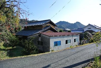 1970s wood house, 16-min walk to station, Hyogo