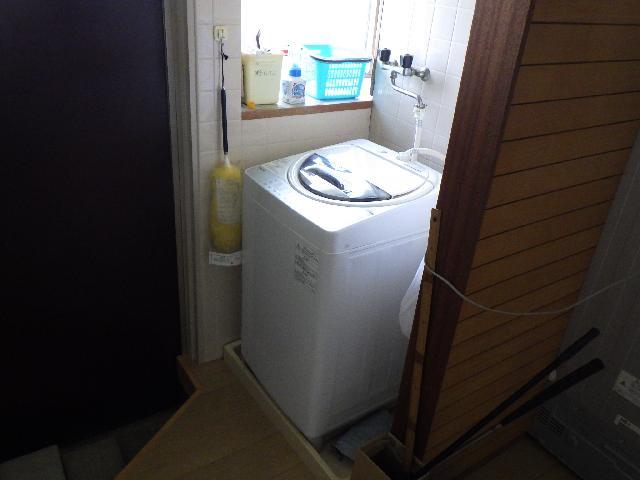 1970s wood house, 8-min walk to station, Nagasaki