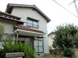 1970s wood house, 20-min walk to station, Shimane