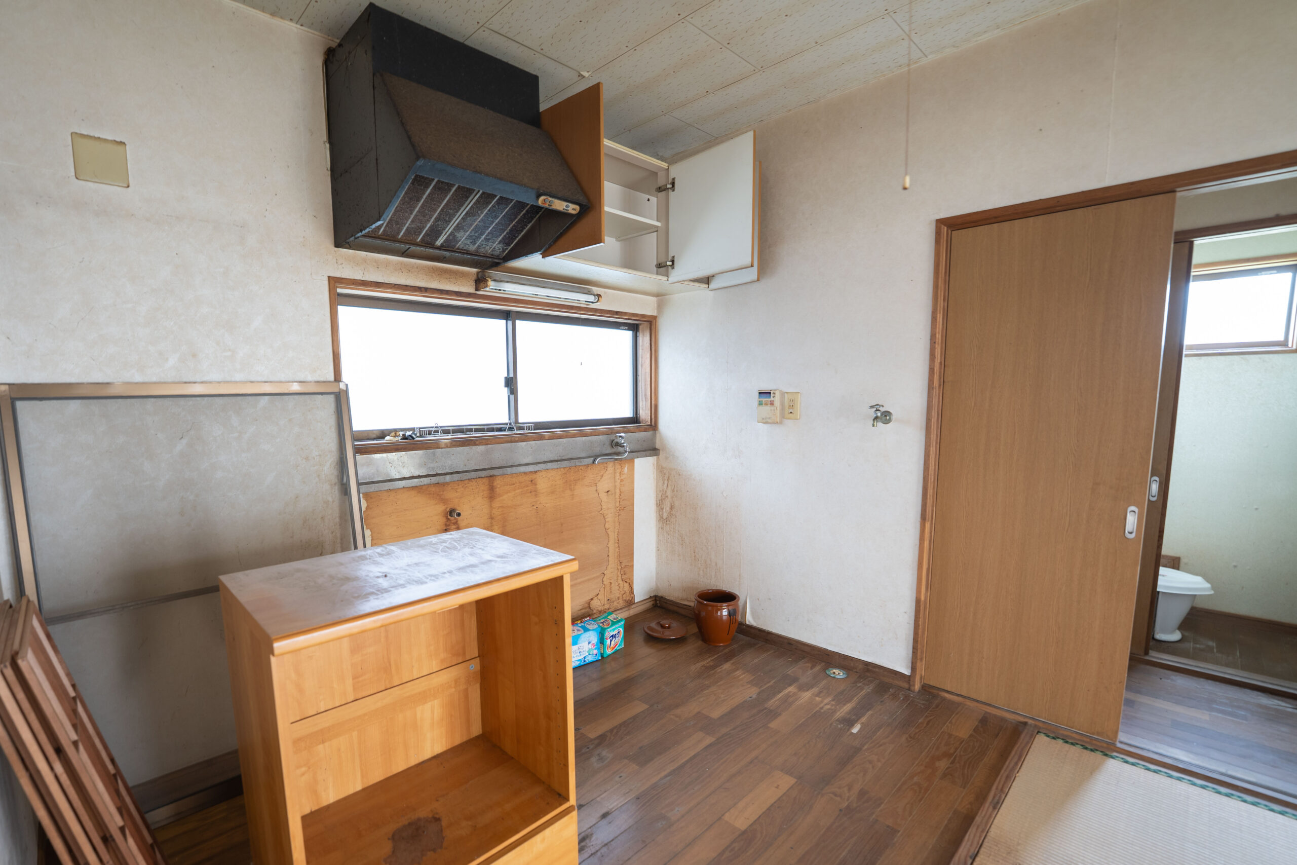 2000s house in Himi