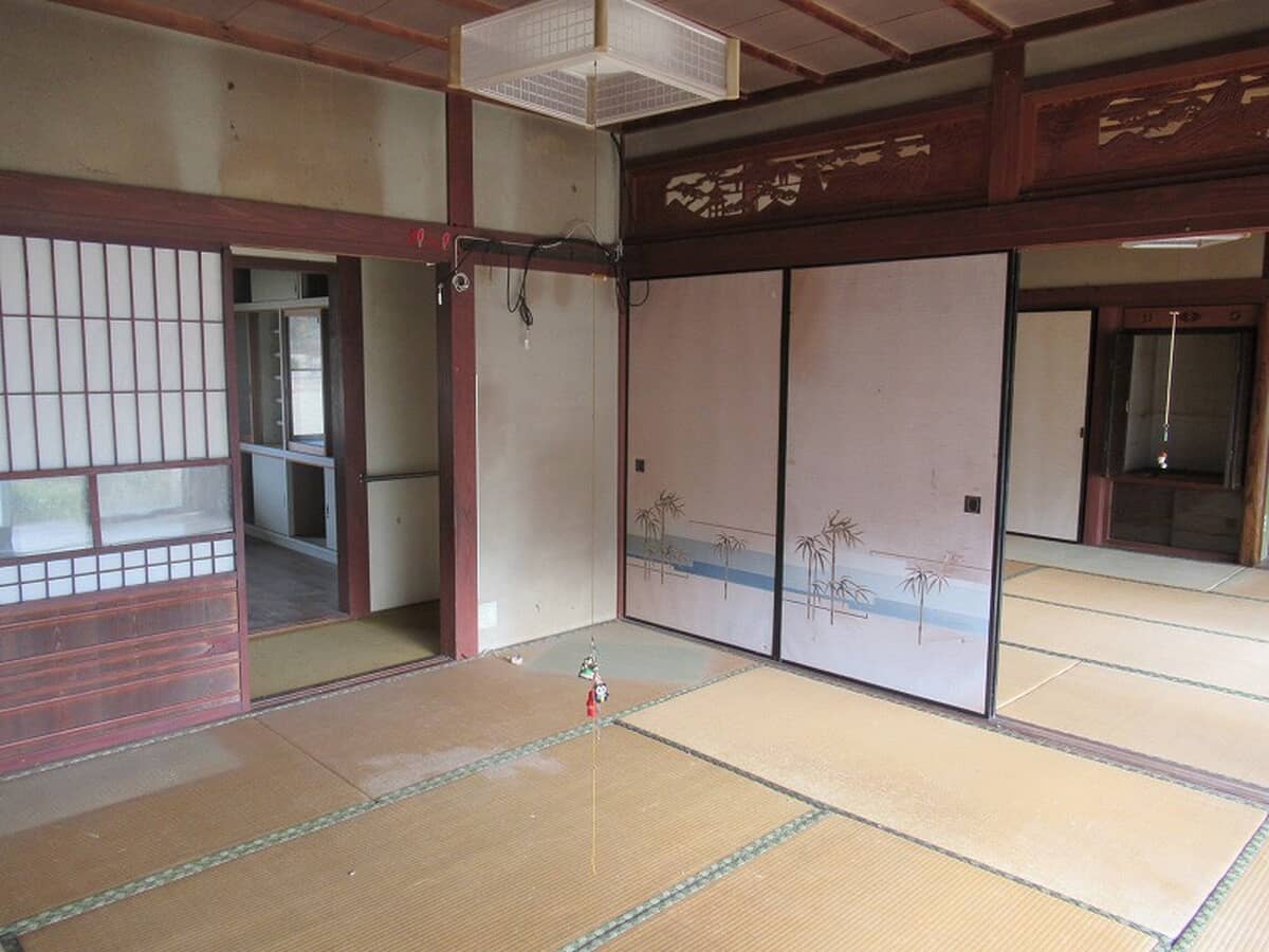 1970s wood house, 11-min walk to station, Hiroshima