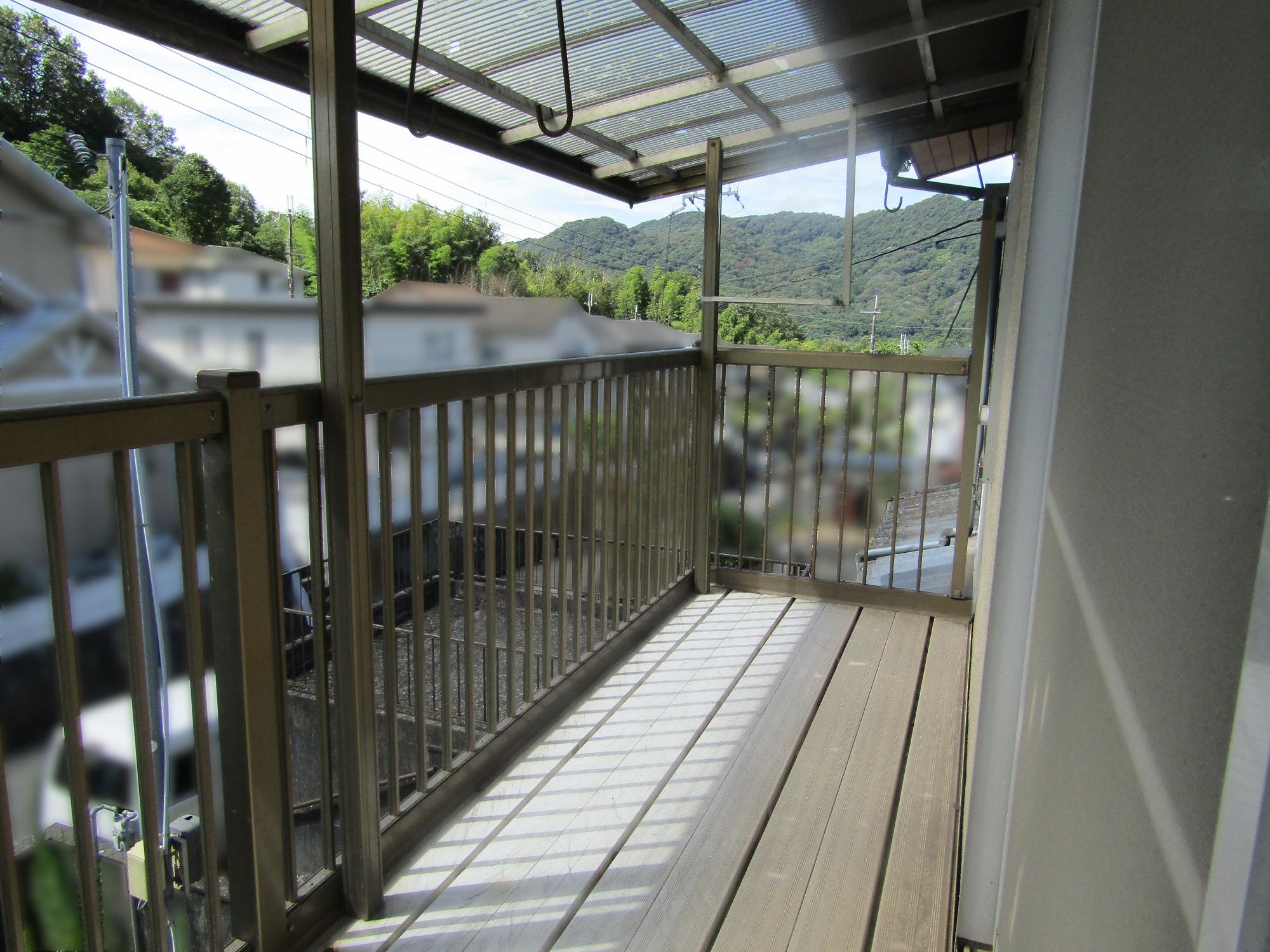 A-115: Natural surroundings, perfect for two people, home vegetable gardening possible