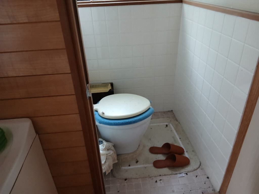 1980s wood house in Nagasaki