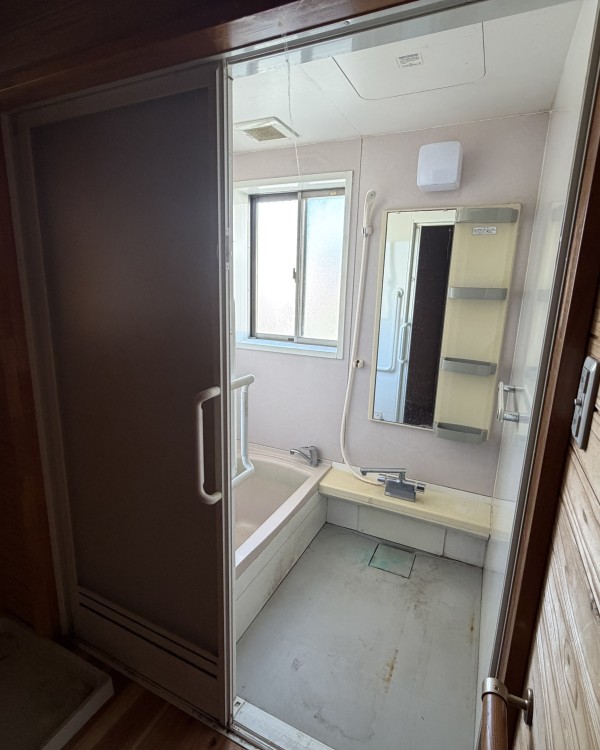 2000s wood house in Tottori