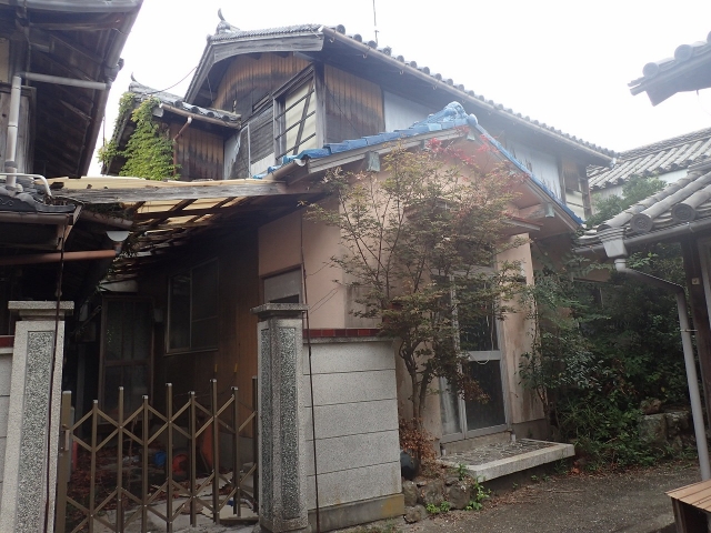1960s wood house in Hyogo