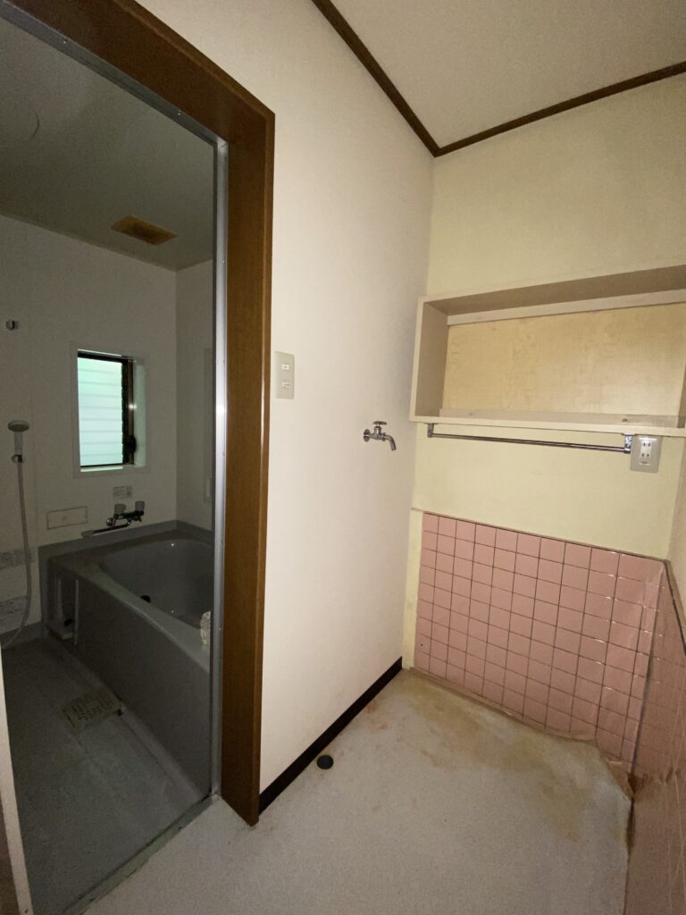 1970s wood house in Shimane