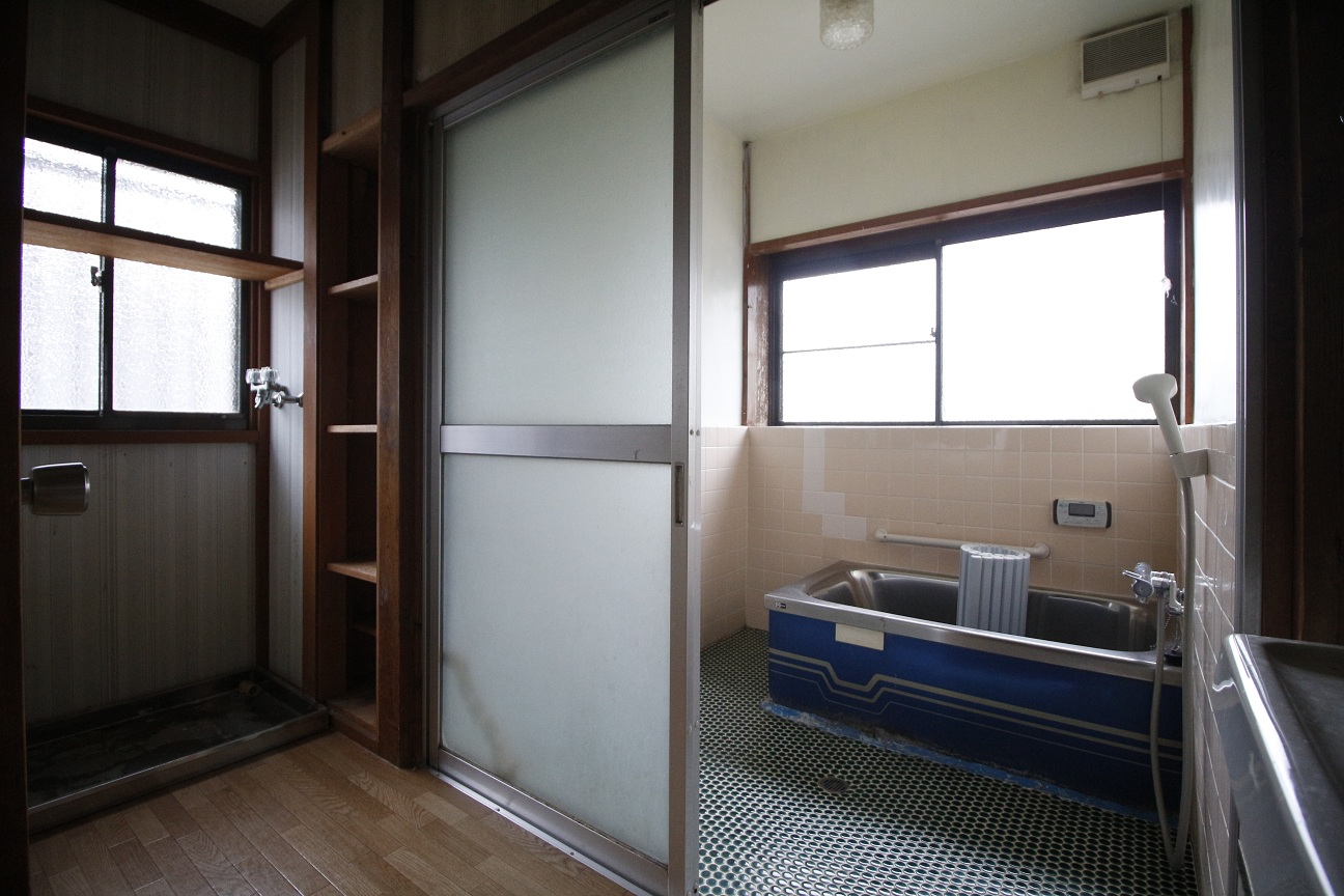 1970s wood house in Tochigi