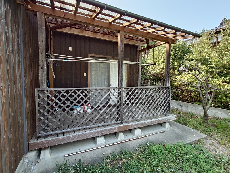 1970s wood house, 2-min walk to station, Tottori