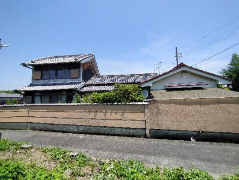 1930s wood house, 12-min walk to station, Nara