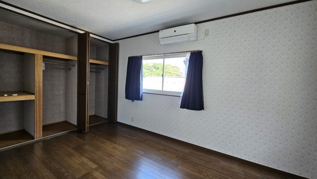 1990s wood house in Amino, Kyotango
