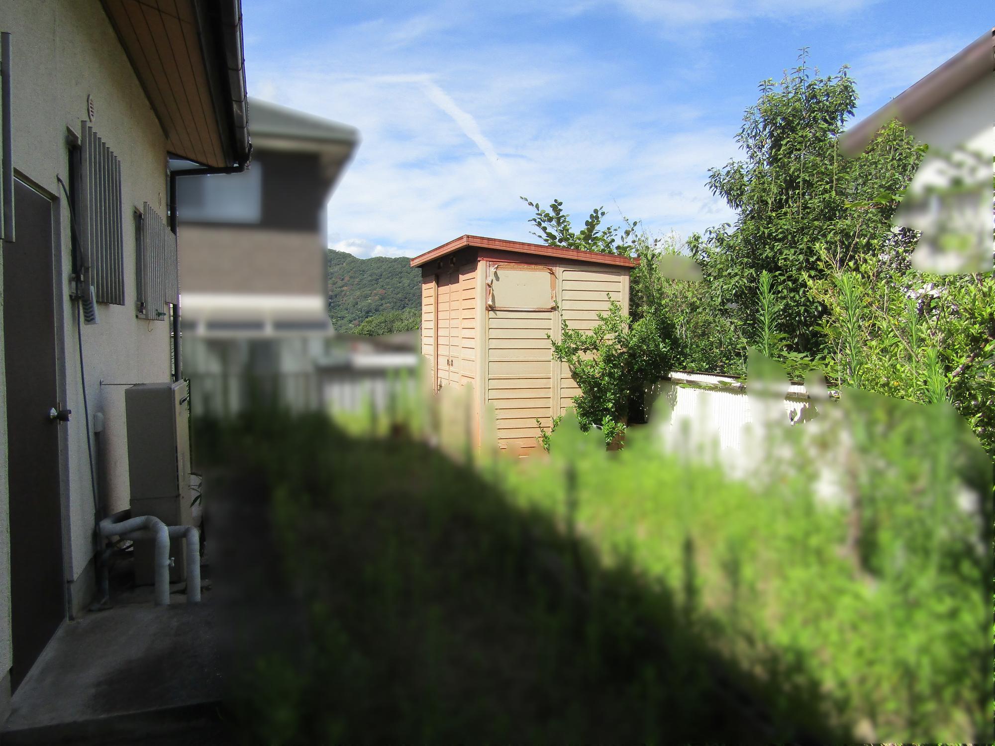 A-115: Natural surroundings, perfect for two people, home vegetable gardening possible
