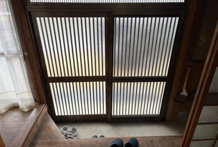 1960s wood house, 6-min walk to station, Takaono, Izumi