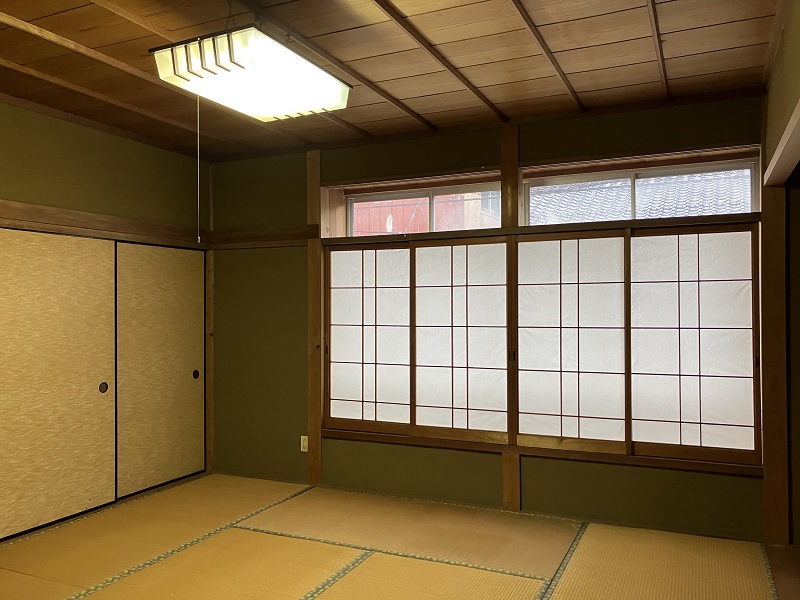 1970s wood house in Tottori