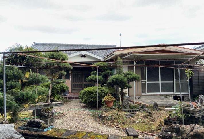 1950s wood house, 12-min walk to station, Takemoto, Izumi