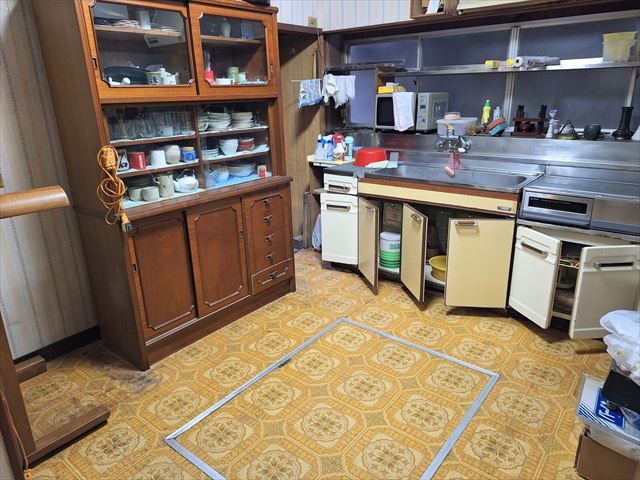 1960s wood house, 3-min walk to station, Yamaguchi