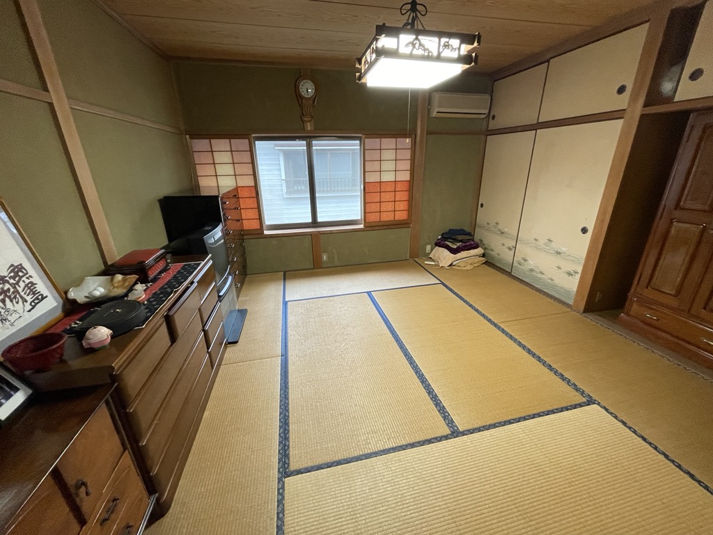 1960s wood house in Tottori