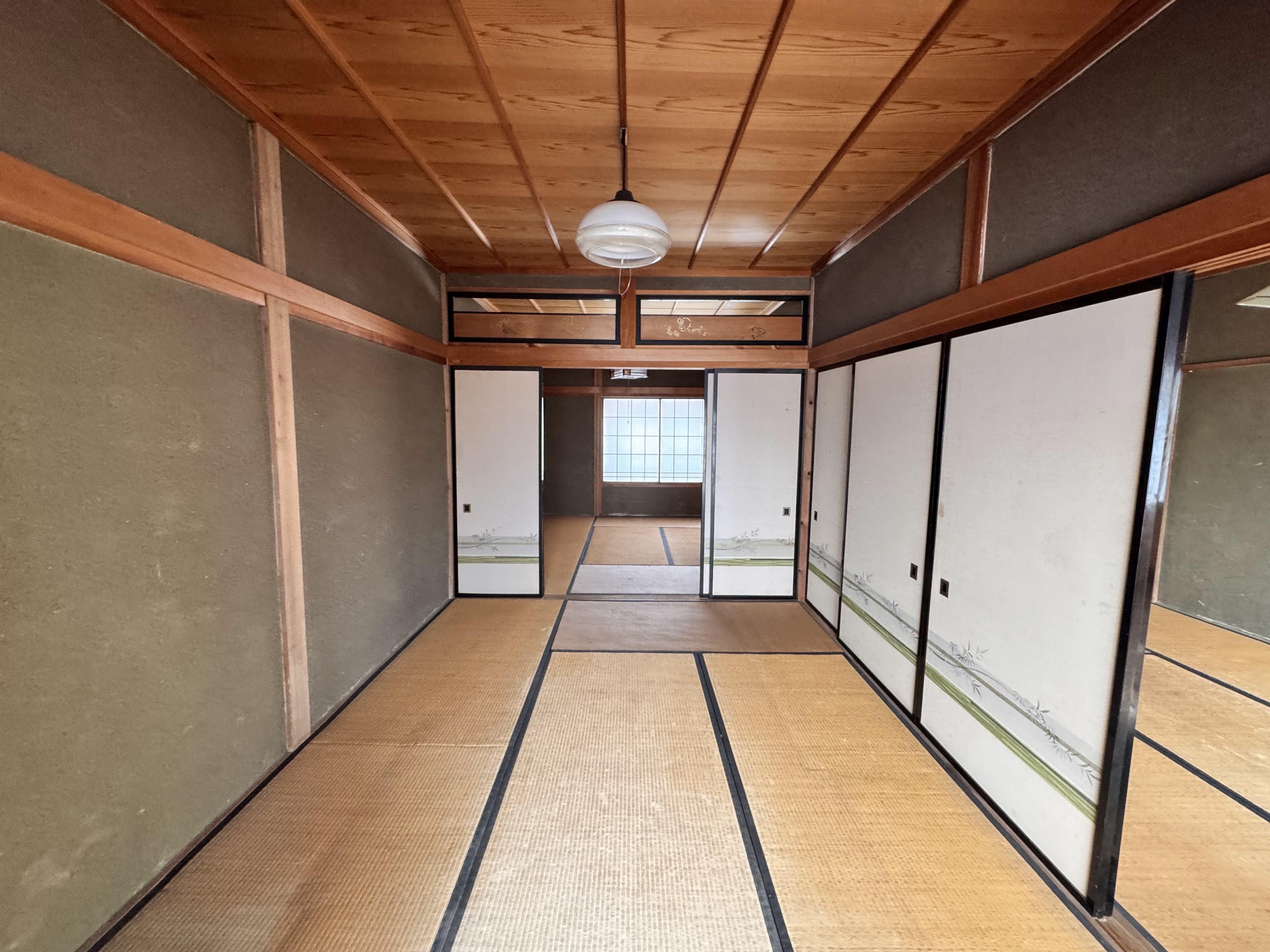 Hida City Kamioka Town Midori-ga-oka - Used wooden house