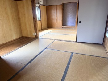 1980s house with outbuildings in Minamisatsuma, Kagoshima