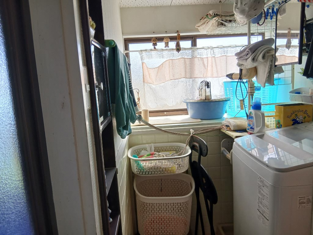 1980s wood house in Nagasaki