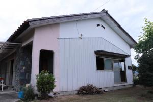 1970s wood house, 20-min walk to station, Miyagi