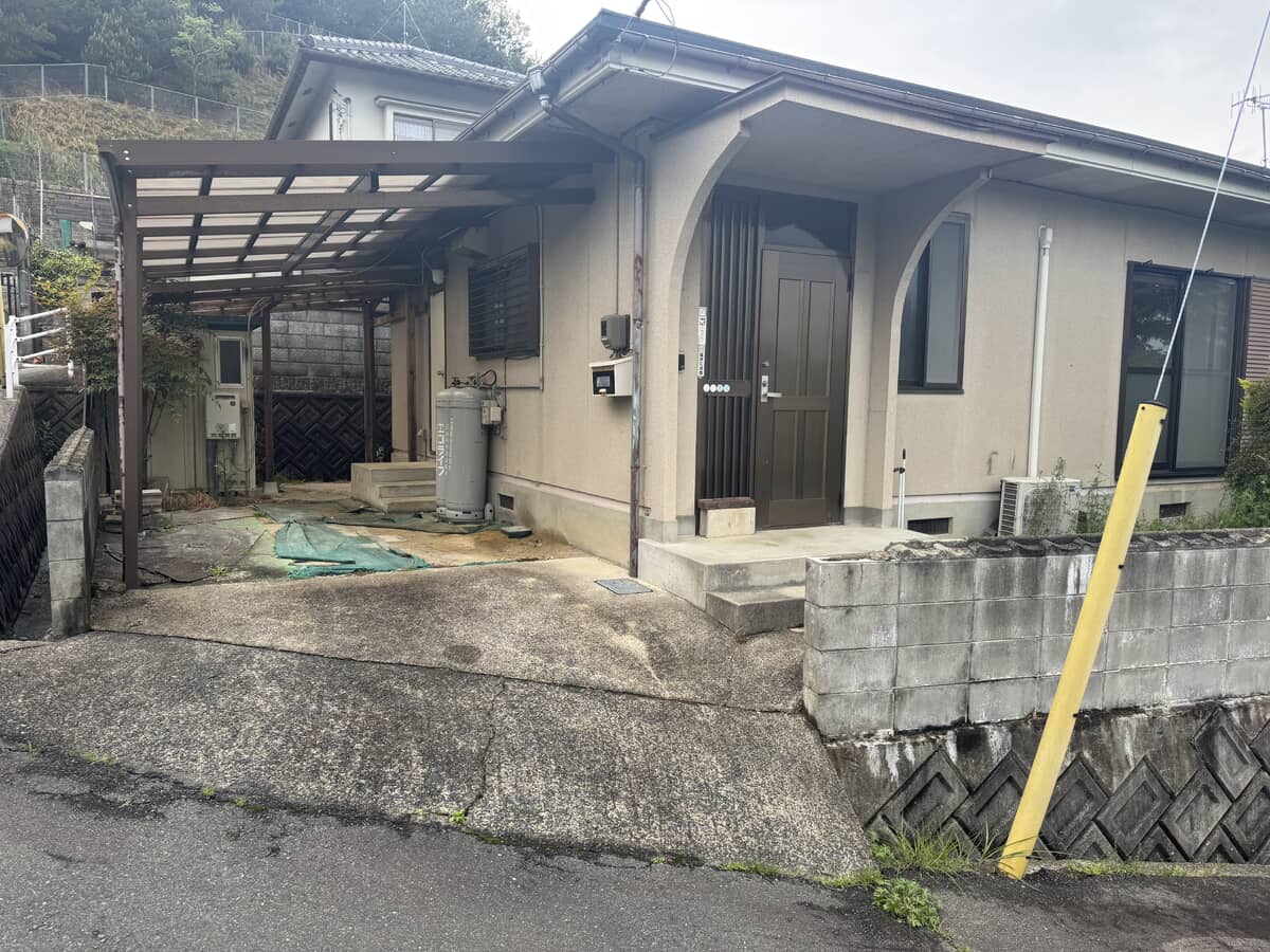 1990s steel-frame house in Hiroshima