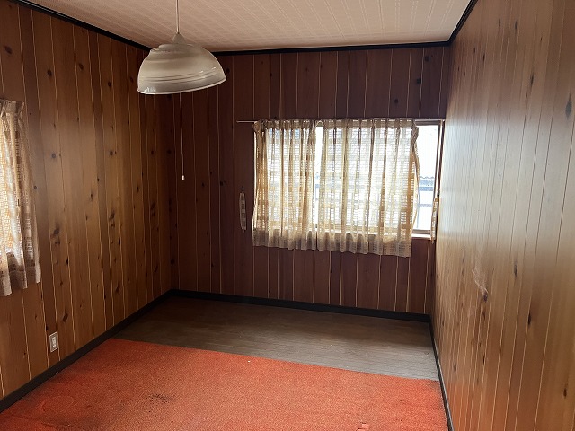 1980s wood house, 4-min walk to station, Gifu