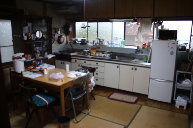 1970s wood house, 2-min walk to station, Mie