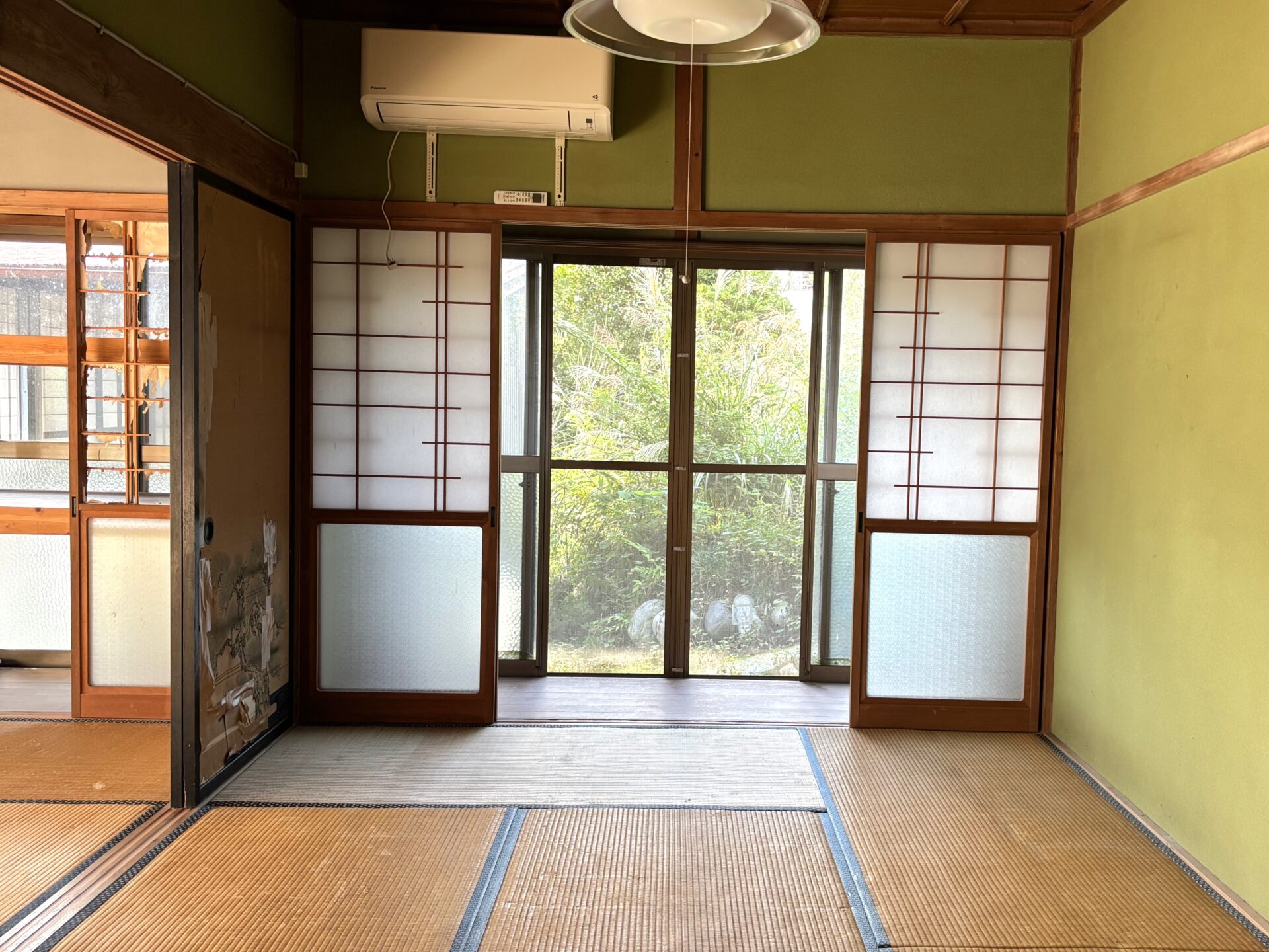 1950s wood house, 20-min walk to station, Shizuoka