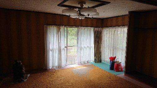 1970s wood house, 16-min walk to station, Nagasaki