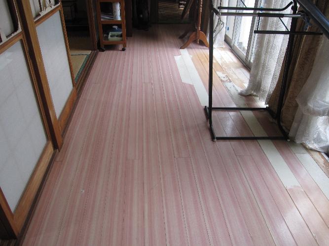 1970s concrete house, 20-min walk to station, Satsumasendai