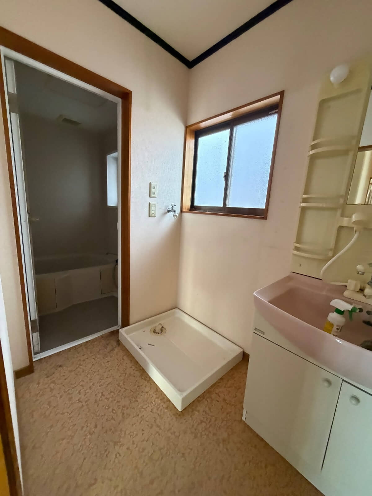 1990s wood house in Hiroshima