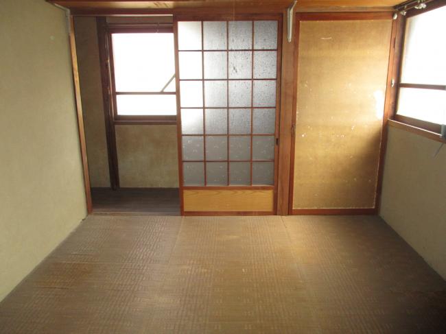 1920s wood house, 15-min walk to station, Okayama