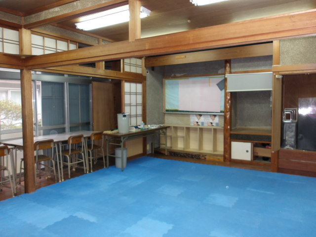 1970s wood house, 16-min walk to station, Satsumasendai