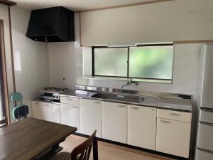 1980s wood house, 3-min walk to station, Kawanishi, Yusui