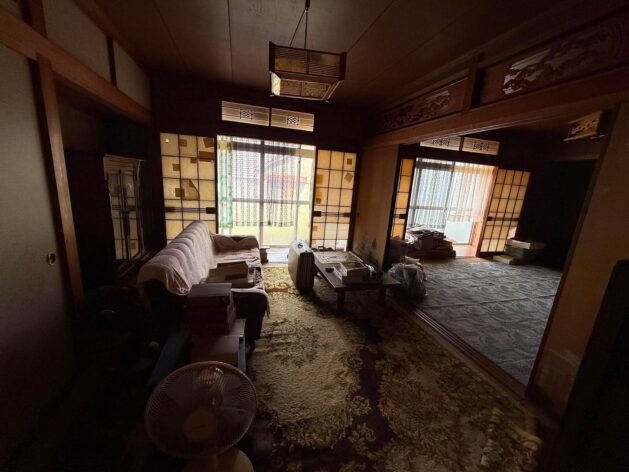 1970s wood house in Ehime