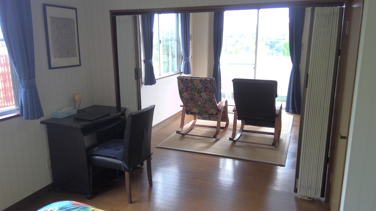 1990s concrete house in Uchinoura, Kimotsuki