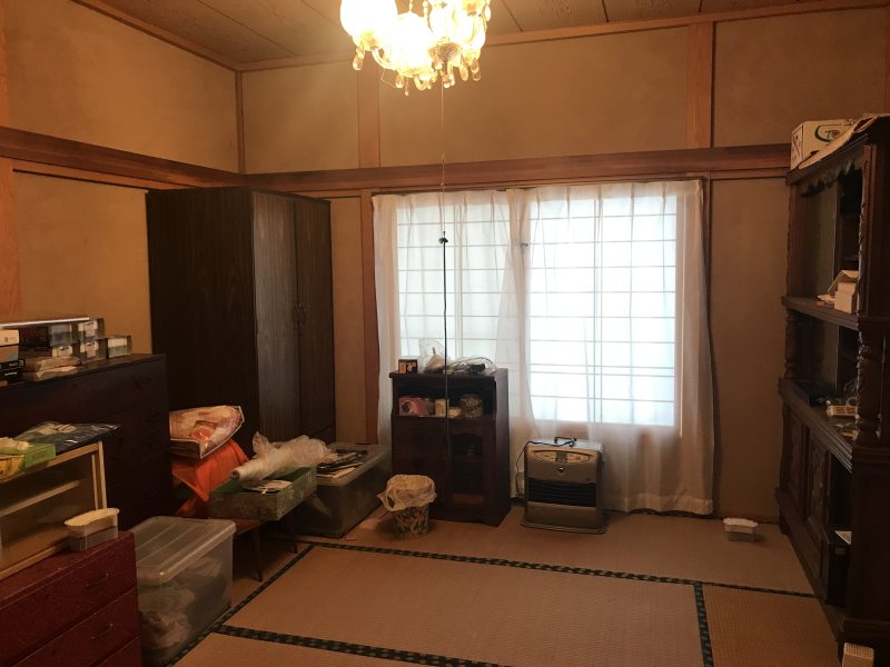 1990s wood house on a large plot in Iwate
