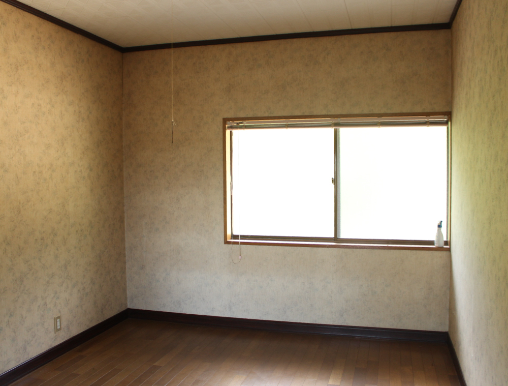 Wood house in Shiga